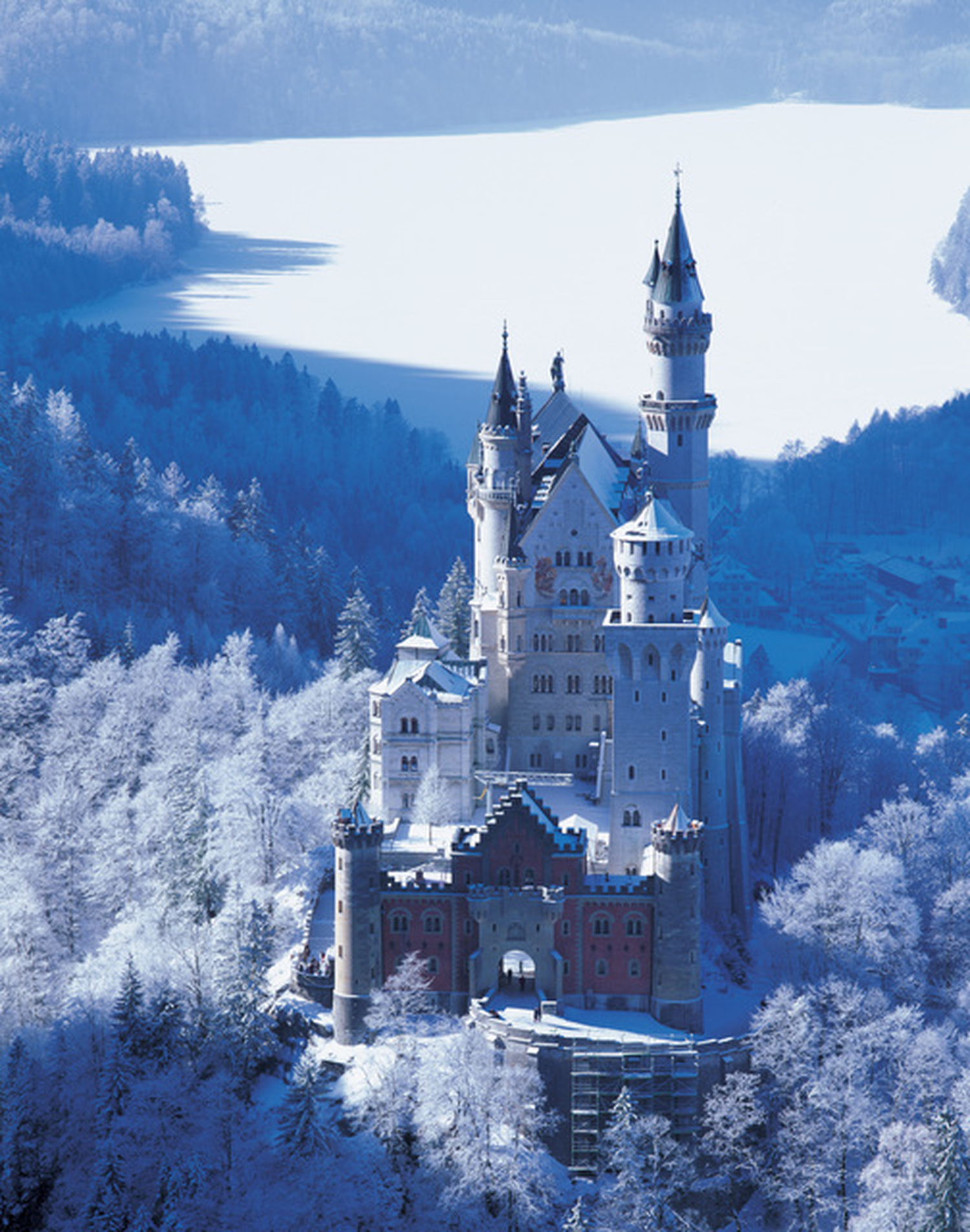 世界一美しいお城は「古きドイツの騎士城の真の姿」のコンセプトから生まれた！