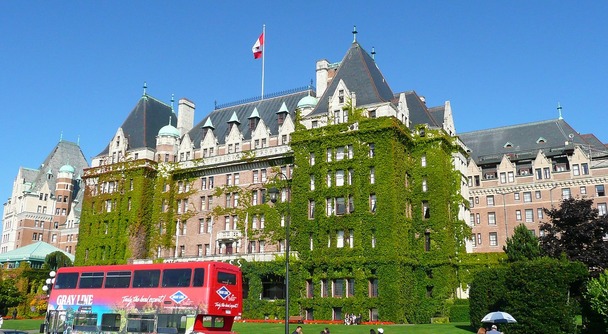 「花の都」ビクトリアは、英国風情もあってお花めぐりも楽しいカナダの楽園です！
