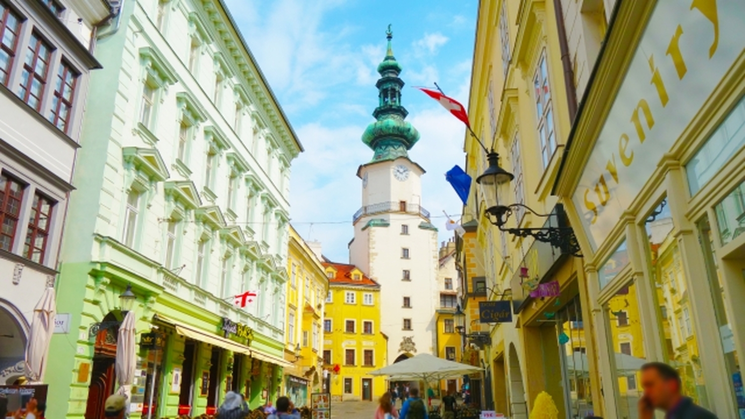 ドナウ川75分で&ldquo;もう一つの首都&rdquo;へ。パスポート片手にウィーン発ブラチスラバ日帰り旅