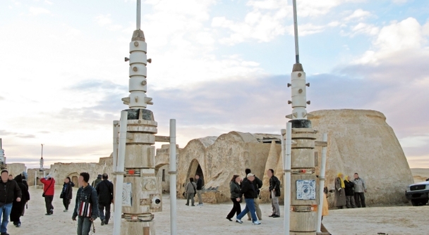 『遠い昔、はるかかなたの銀河系で&hellip;』砂漠の惑星『タトゥイーン』の舞台を旅しませんか？