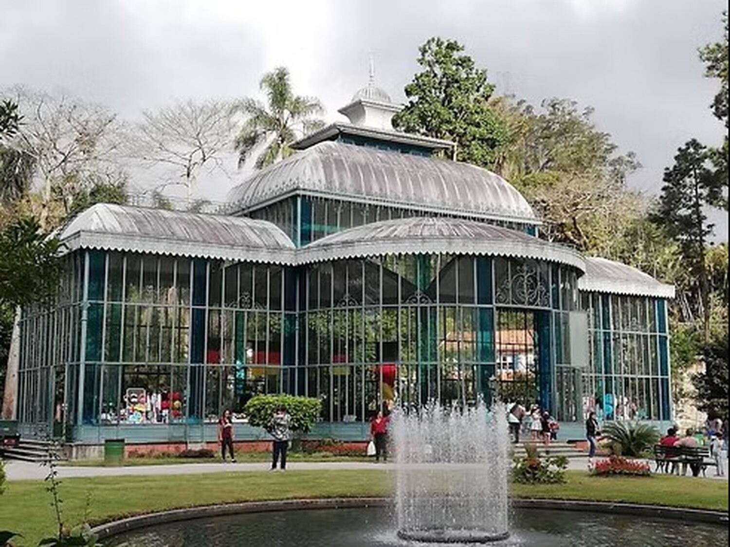 ブラジルなのにヨーロッパ？リオから日帰りで皇帝の避暑地・ペトロポリスを訪ねる