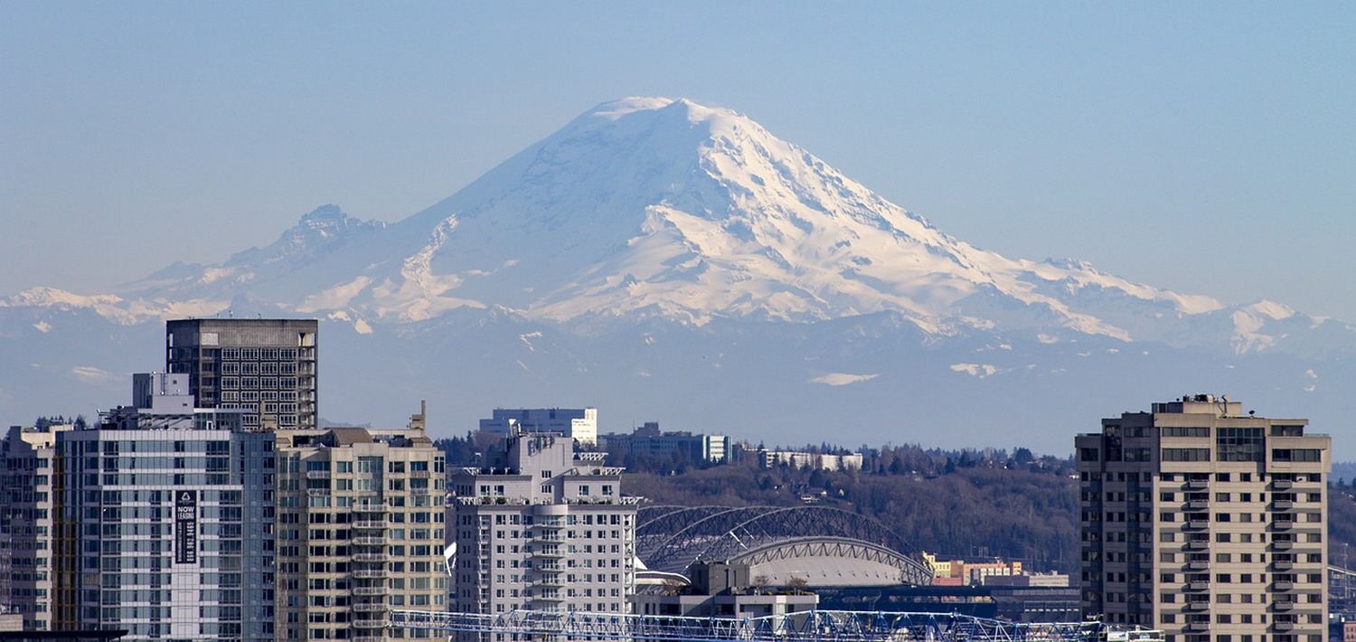 雄大なマウントレーニア山が見ごたえ抜群！