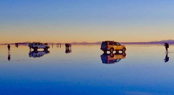 新婚旅行にも熟年旅行にも人気急上昇！『天空の鏡』ウユニ塩湖は魔性の旅先。