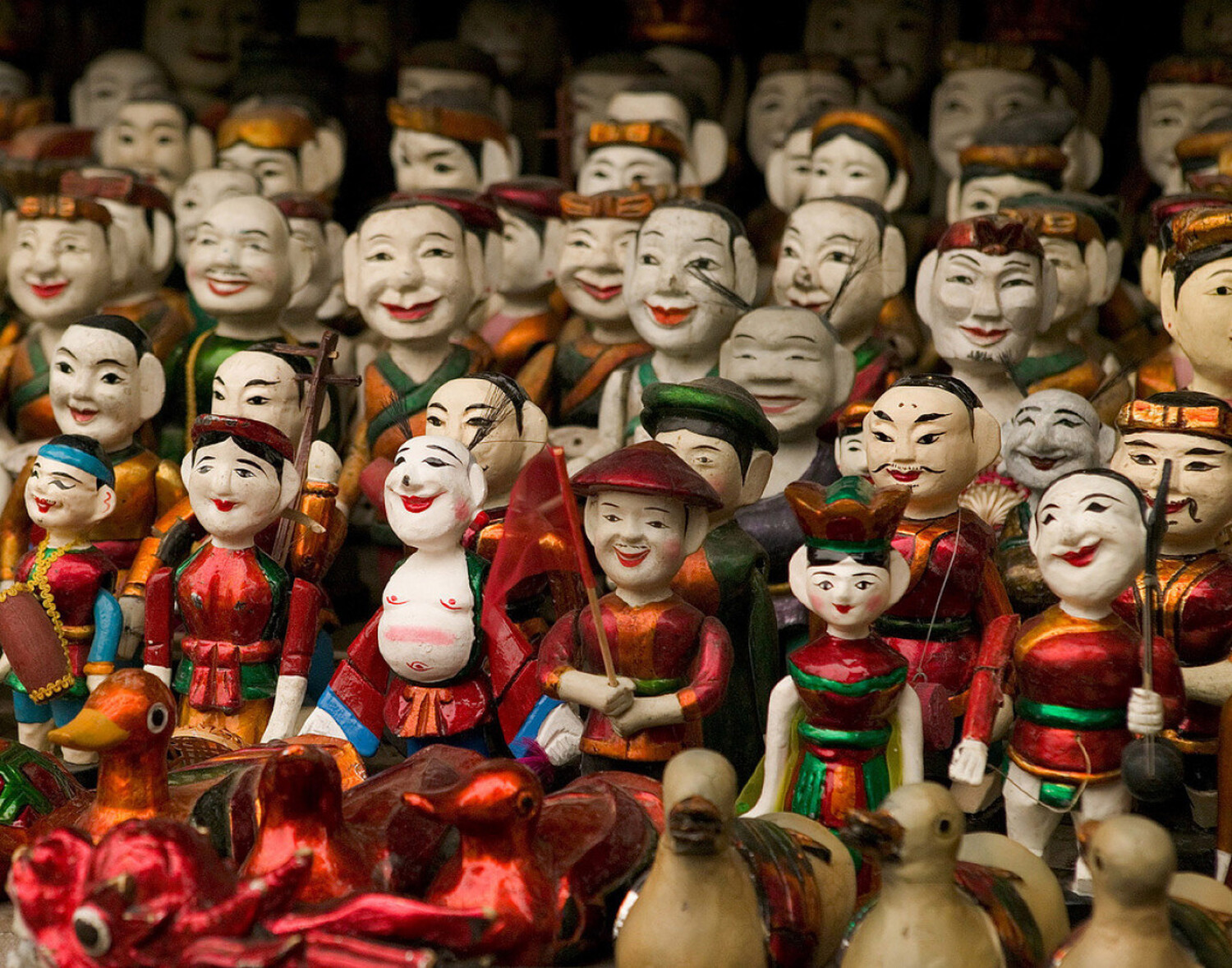 ハノイで1番人気のベトナム伝統芸能「水上人形劇」＆ベトナム料理夕食付