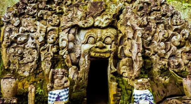 パワー充電！バリ島パワースポット巡りツアーで機運向上！