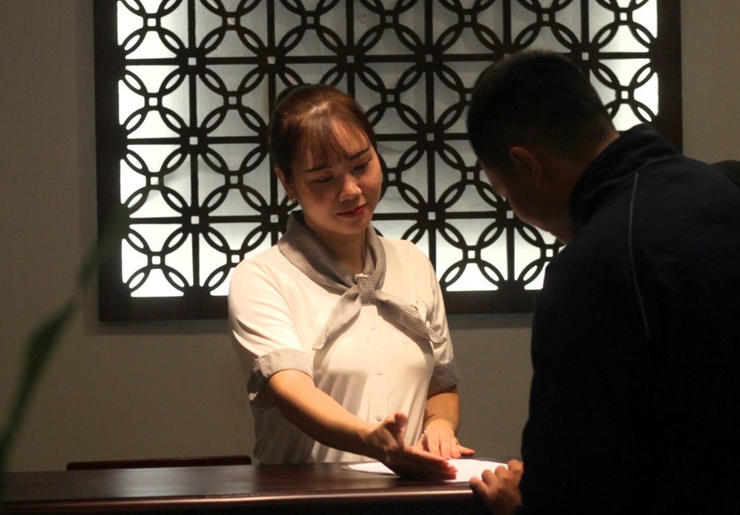 ホーチミンの快適滞在に最適！クチコミ評価4.9の「ランタンホテル」の空港送迎付き宿泊プラン