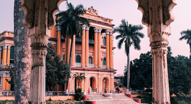 コルカタ観光詐欺を避けるために！信頼できるガイドと専用車で安全に巡るコルコタ市内観光