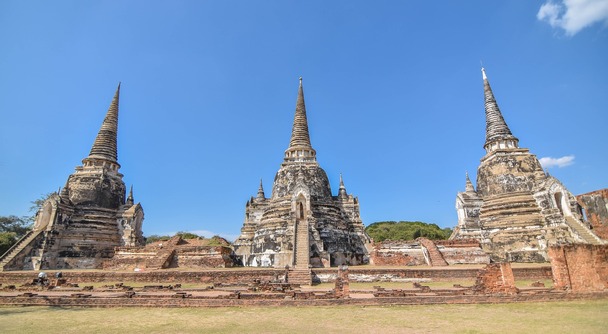 かつて王たちが夢を見た場所へ──世界遺産アユタヤと、心洗われるバンコク寺院の旅