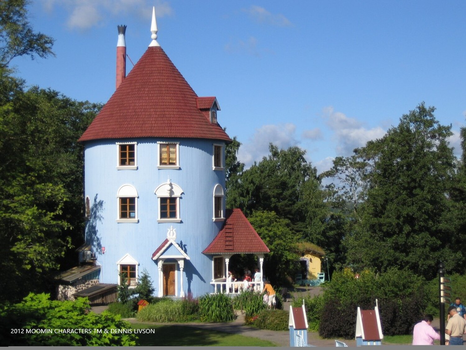 鉄道にゆられて、ムーミンの世界へ──トゥルク・ムーミンワールドをめぐる、心ほどけるフィンランドの旅