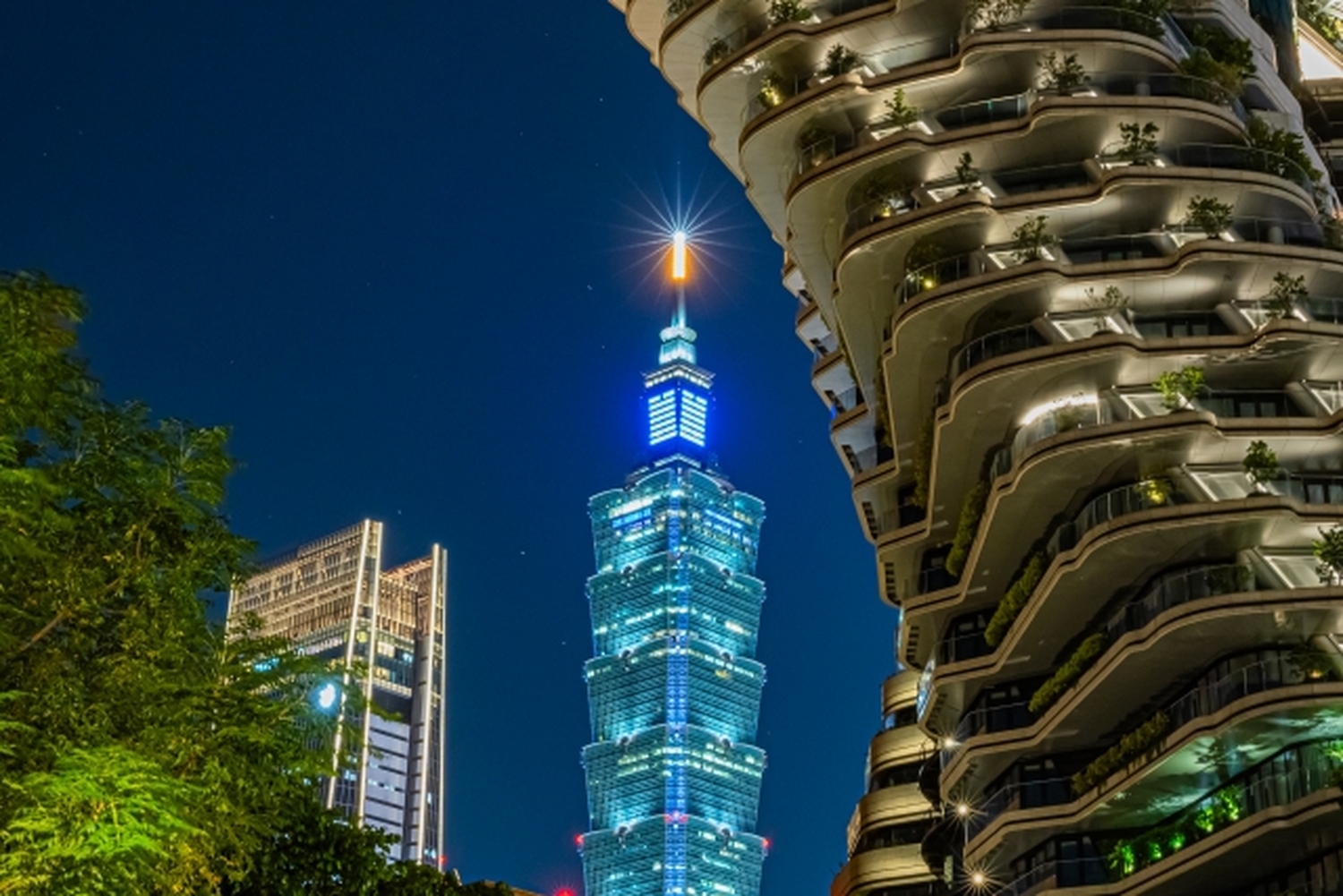 旅行会社が選ぶ通訳だから旅程管理もできて商談・取材・交渉にも強い！通訳パートナー in 台北