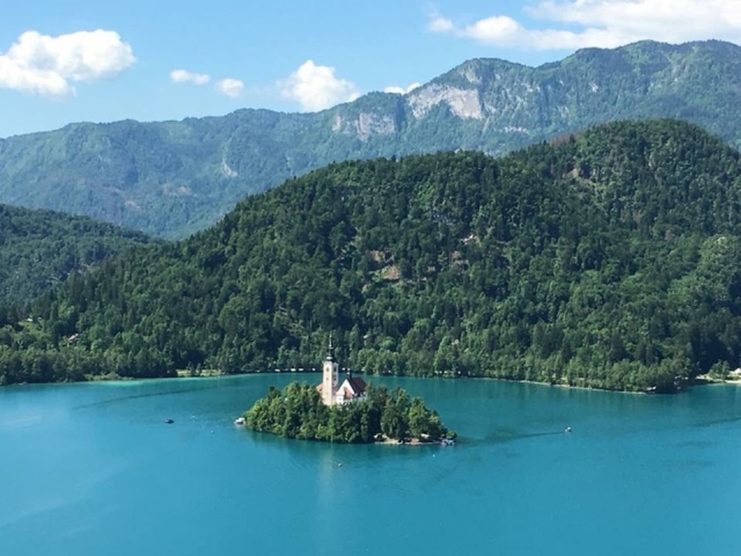 リュブリャナ発、ブレッド湖とボヒン湖～アルプスの宝石をめぐる日帰り旅