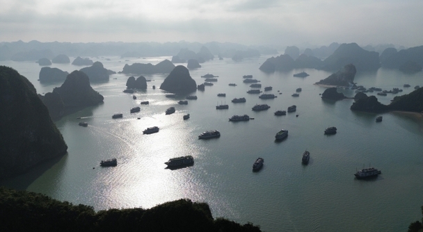 「ハノイからの日帰り？」 ちょっと待って。宿泊してこそ味わえる、ハロンの隠れた魅力があるんです