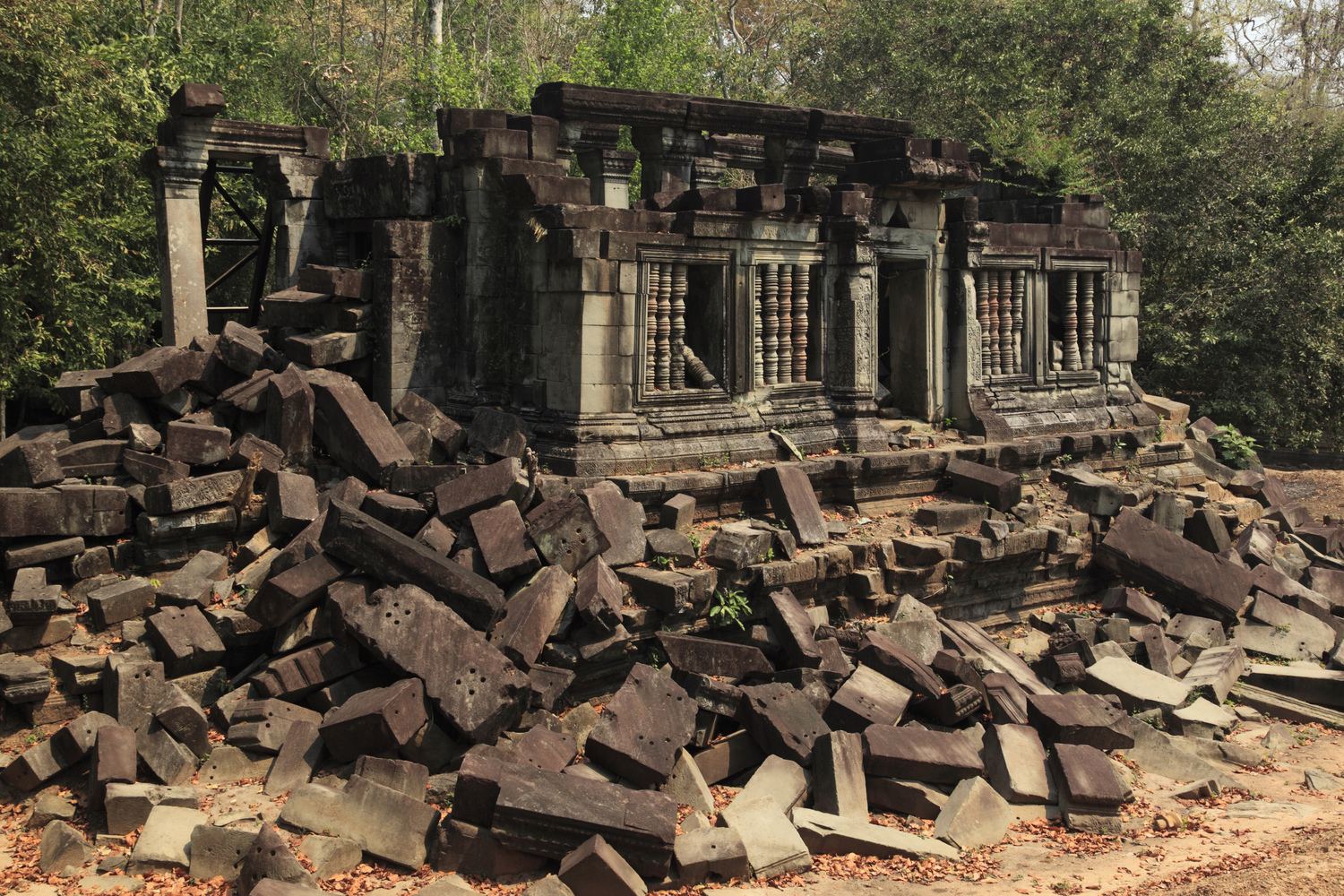 旅の終わりは、空港送迎と一緒に選べる遺跡へ。カンボジアの余韻に包まれて！