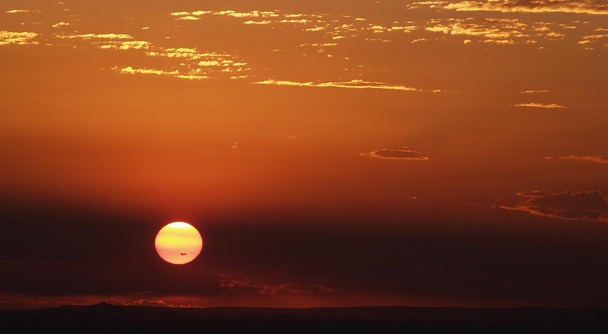 定年後の自分に贈る、自由と感動の荒野旅。グランドキャニオンに宿泊する至高の時。