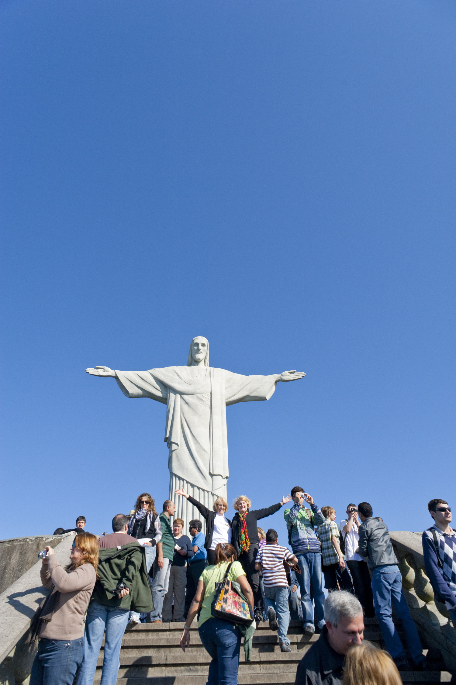 コパカバーナの風、キリスト像のまなざし、そして陽気な笑顔&mdash;&mdash;南米の宝石・リオを2日間で満喫！