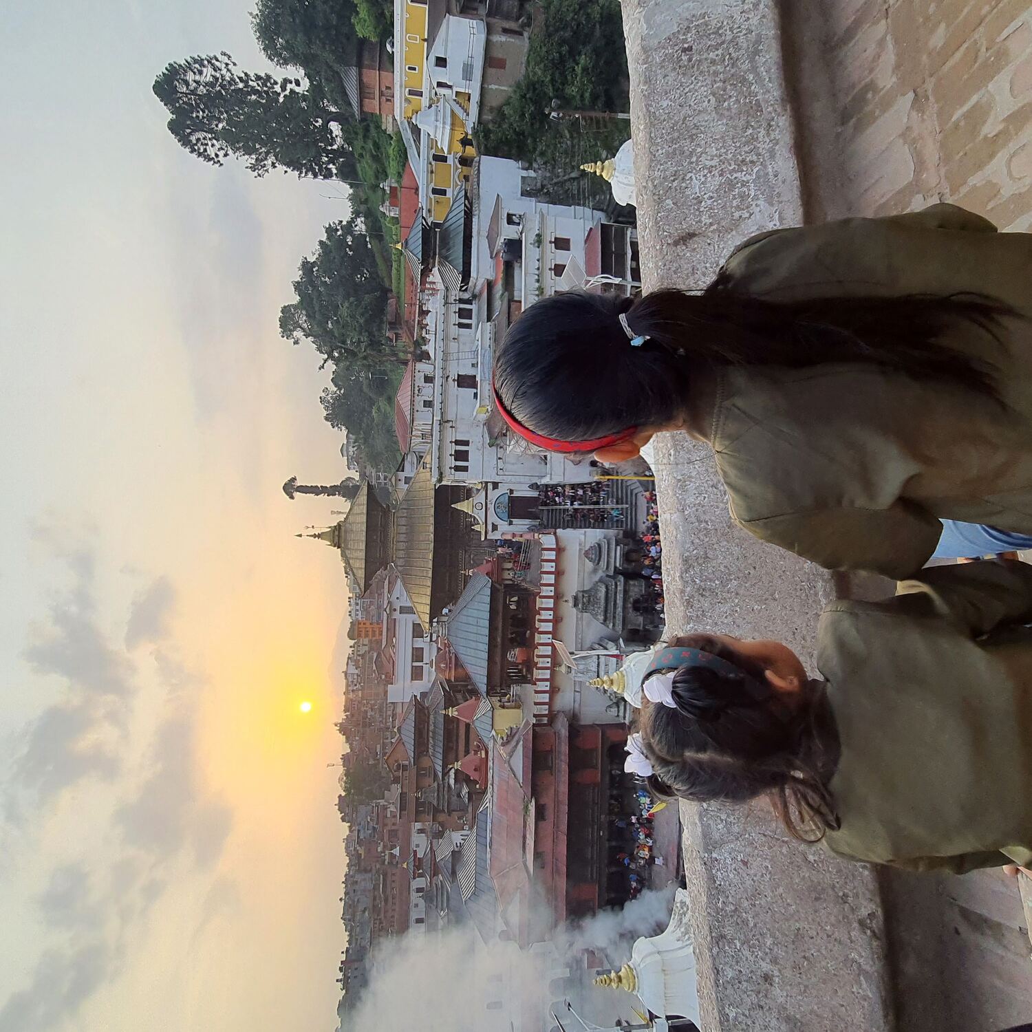 天空のヒマラヤとネパール三都物語へ――エベレスト遊覧飛行付き！5泊6日の感動旅