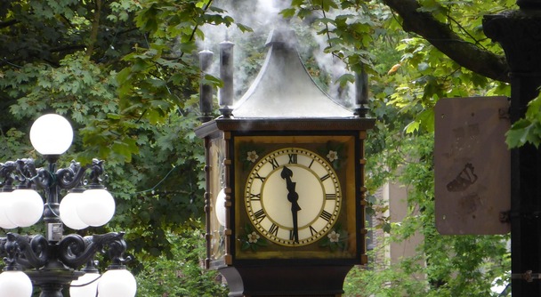 朝着いたらすぐ街歩き！ZIPAIR利用者にお勧め！バンクーバー丸わかりプライベートツアー