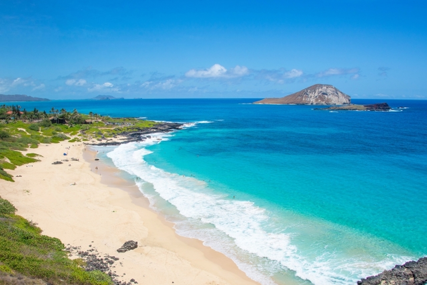 あなたの理想のハワイ旅、ここから始まります！ホノルル発・オアフ島プライベートチャーター観光