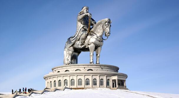 モンゴル探求の旅～果てしない大草原、伝説のチンギス・ハーン、そして満天の星空ゲル泊