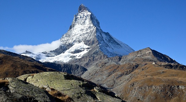 日本語ガイドと歩く！アルプスの女王マッターホルンの絶景鑑賞と天空の散歩道