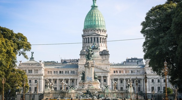 南米のパリと称されるブエノスアイレス。タンゴとサッカーに酔いしれる街へ！