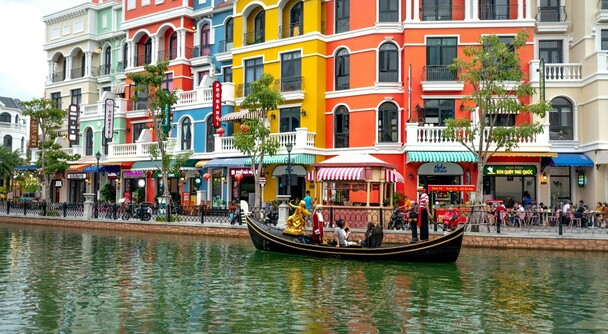 「ベトナムの真珠・フーコック」――東洋のベネチアを、日本語ガイド付き専用車で自由に巡る贅沢な旅