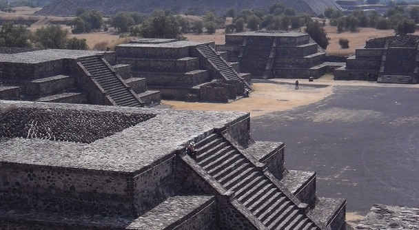 神々が創り、太陽と月が見守る都～古代の鼓動が今も響く、メキシコ・テオティワカンの旅！