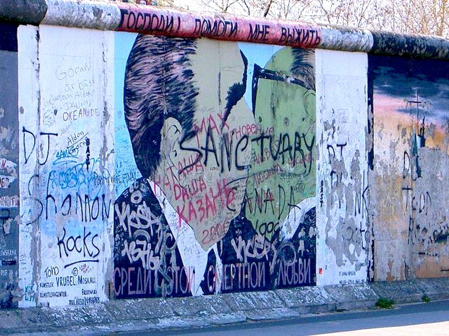 見て、歩いて、体感するドイツの首都ベルリン、王道ルートで歴史の名場面へ！