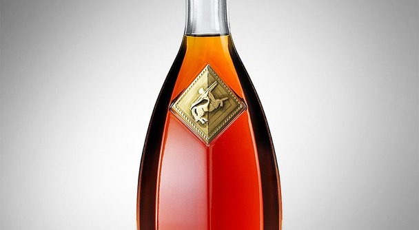 蒸留酒の芸術品「レミー・マルタン」の芳醇な香りは時を越えて！