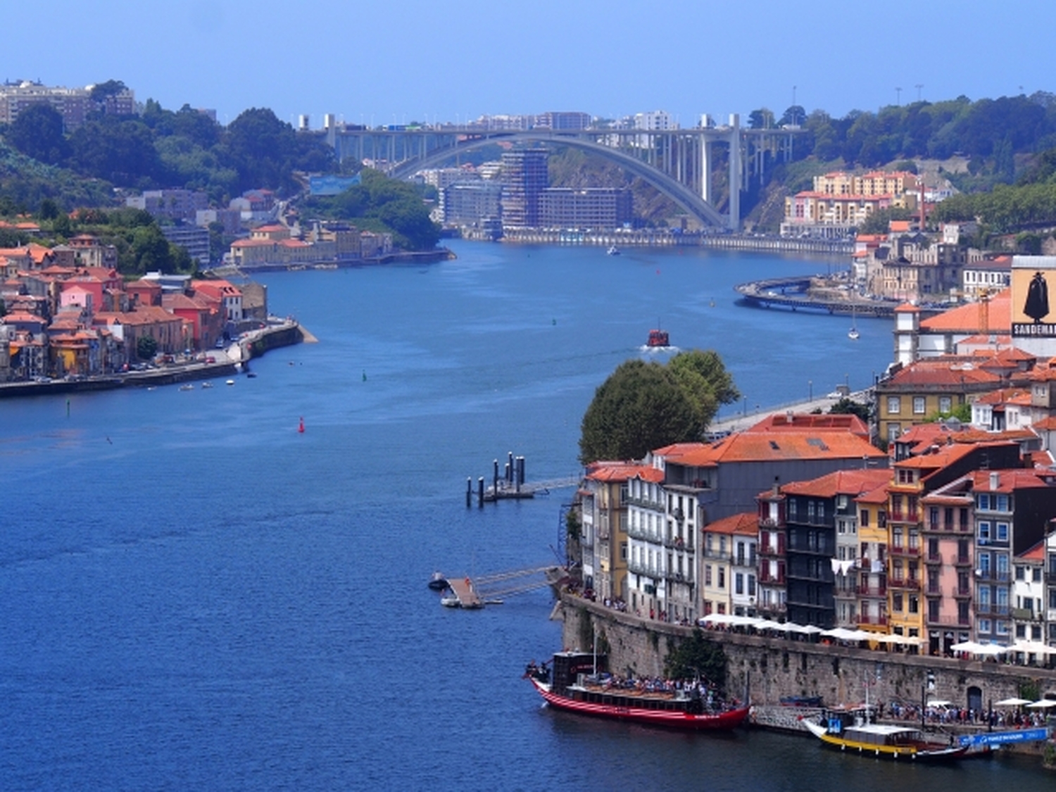 &ldquo;懐かしさの世界遺産&rdquo;ポルトを歩く。 旅情あふれる街並みと食の物語に出会うツアー