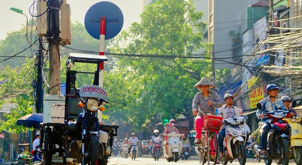 円安時代こそ選びたい！日本語ドライバーで巡るハノイ完全プライベートツアー