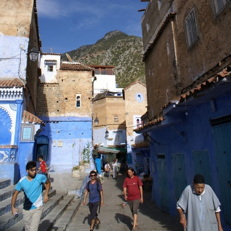 カサブランカ発タンジェ着　青い街シャウエン、世界遺産フェズ、メクネス、テトゥアン周遊旅行　4泊5日