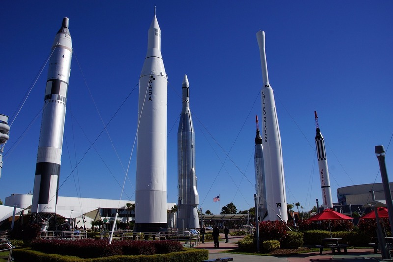 オーランド発　ケネディ宇宙センター「エクスプローラーツアー」付き1日観光