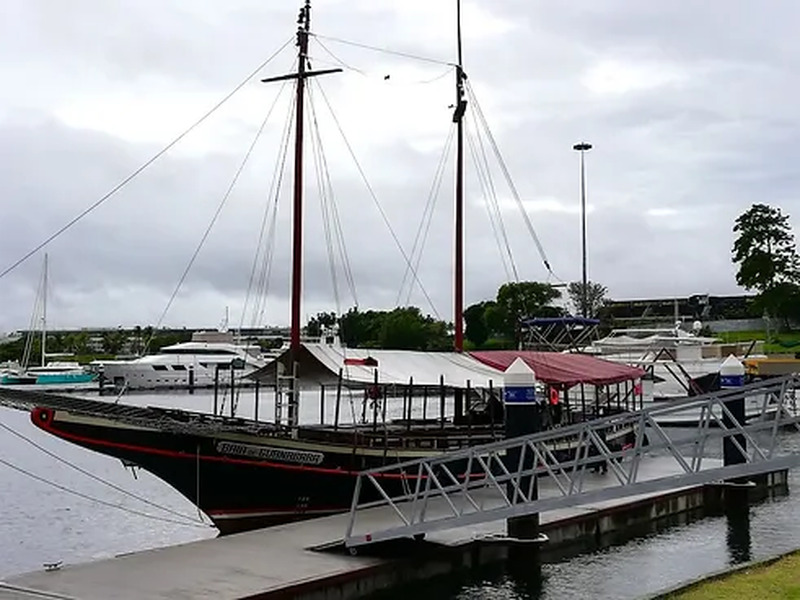リオデジャネイロ　グアナバラ湾クルーズ　半日ツアー