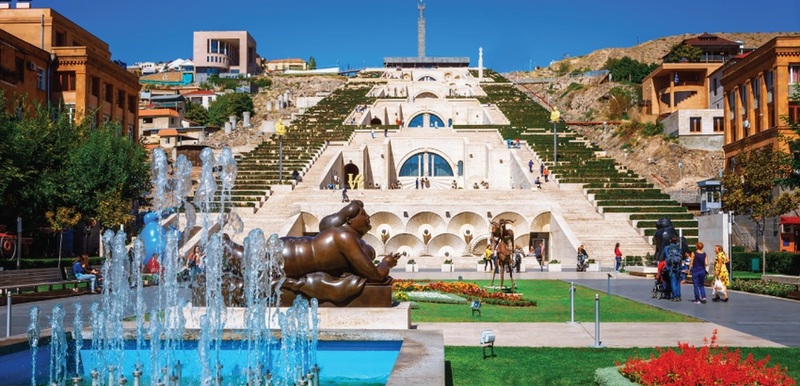 エレバン市内ウォーキングツアー