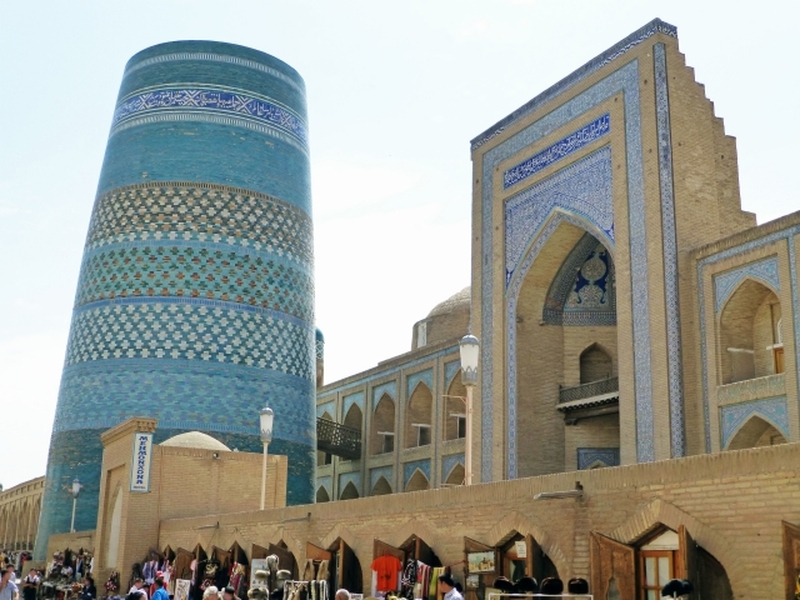 タシケント発　シルクロードのオアシスを巡るウズベキスタン6日間ツアー【UZ003】