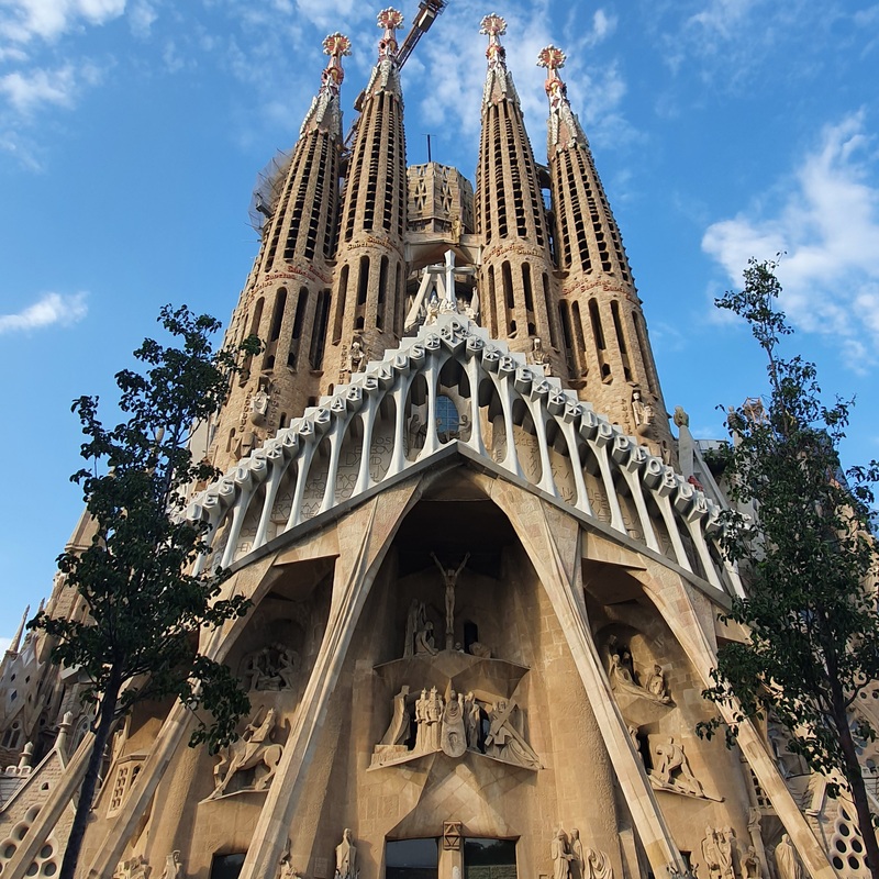 バルセロナ市内観光　日本語ガイドツアー