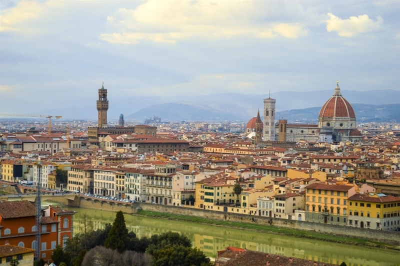 フィレンツェ　フィレンツェ市内観光　日本語ガイドサービス