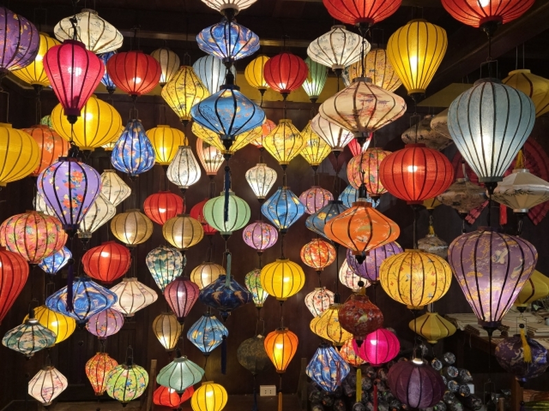 ホイアン　日本語ドライバー付きプライベートツアー