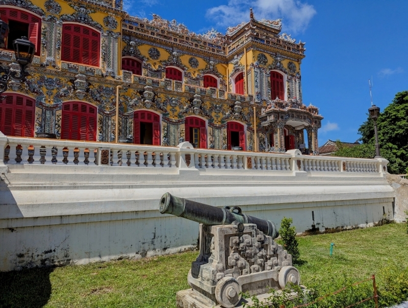 フエ　日本語ドライバー付きプライベートツアー