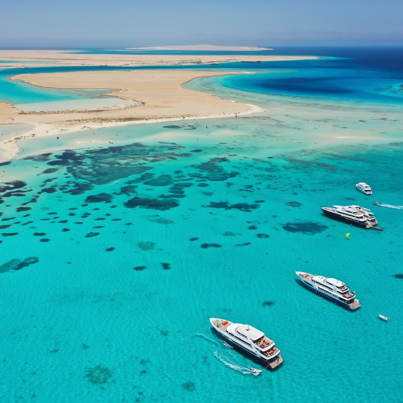 カイロ発　紅海の休日─フルガダで過ごすリゾート3日間