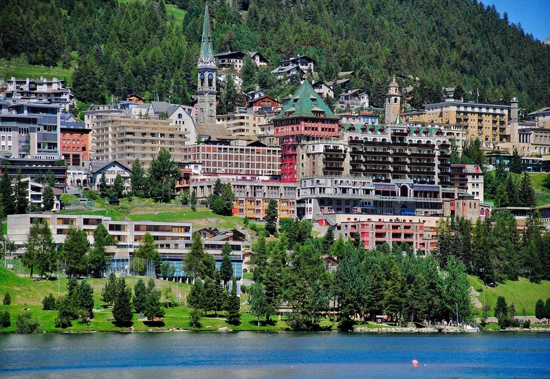 サンモリッツ　日本語プライベートガイドサービス