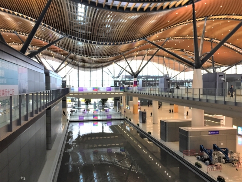 マカオ&rarr;香港　日本語ガイド付き片道送迎サービス