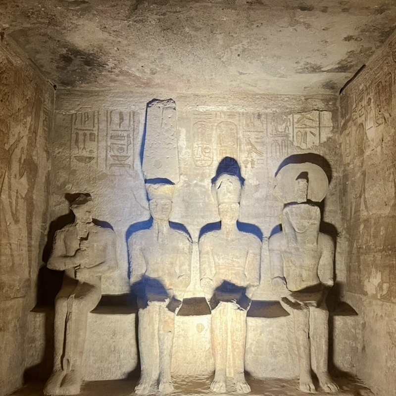 EGYPT 、 アブ・シンベル神殿　『ピラミッド出土品レプリカ』の2点セット EGYPT 、 アブ・シンベル神殿 『ピラミッド出土品レプリカ』の2