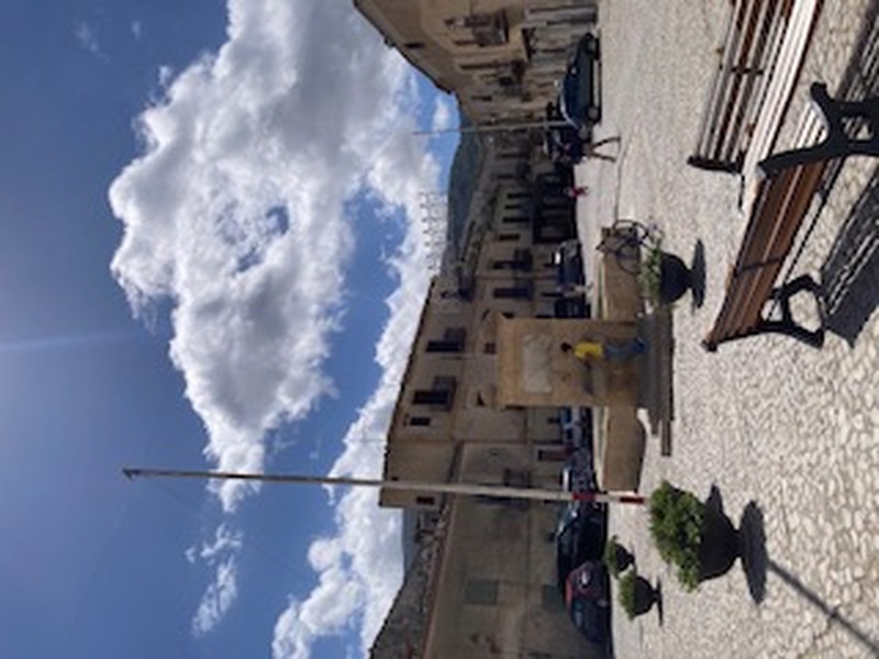 パレルモ発　映画ゆかりの地コルレオーネ＆パラッツオアドリアーノを巡る1日観光