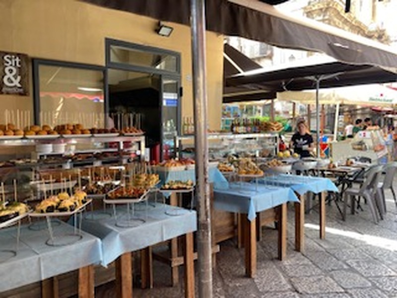 パレルモ美食の地中海食と美景観巡りの2日間又は3日間