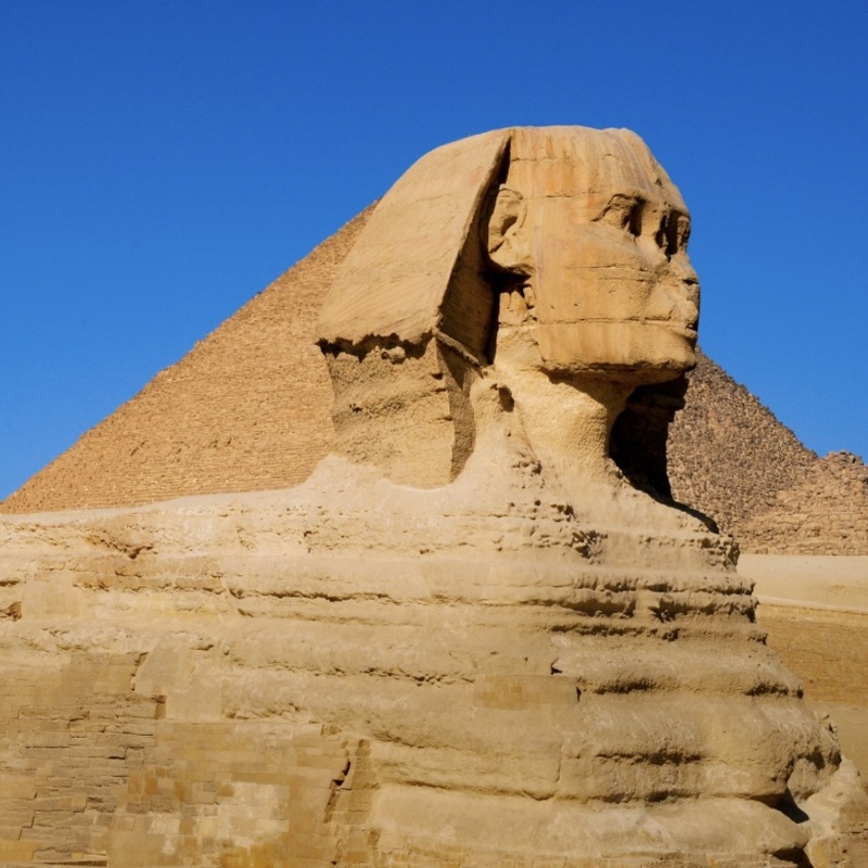 カイロ発　4日間で巡るピラミッド＆ルクソールツアー