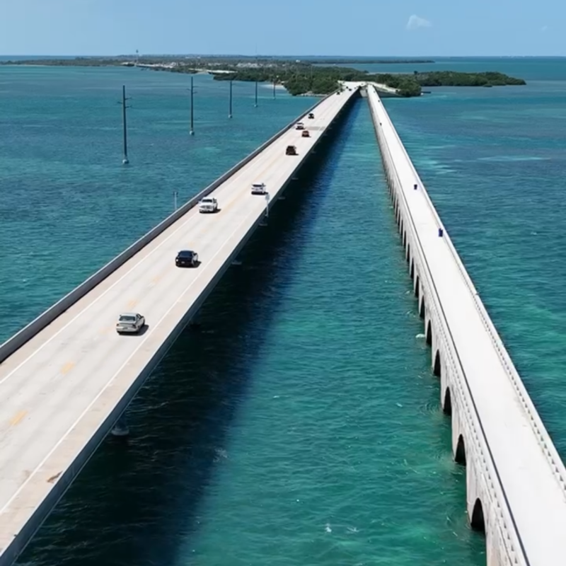 マイアミ　キーウェストで夕日鑑賞一日観光・プライベートツアー