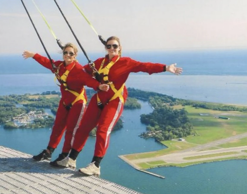 ナイアガラ発　トロントシティーツアー