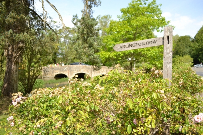 コッツウォルズ半日観光ツアー